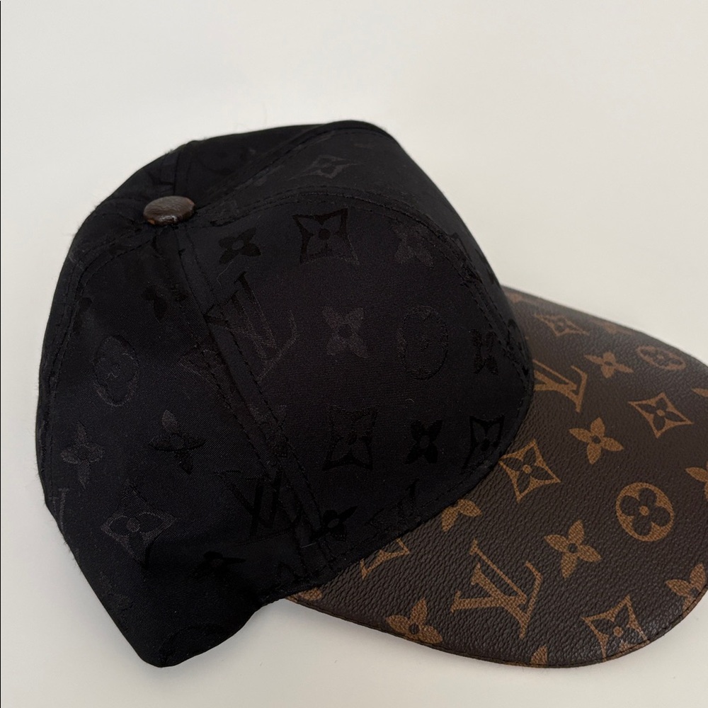 Fashion Black Crown with Brown Monogram Leather Brim Cap Hat - Picture 5 of 5